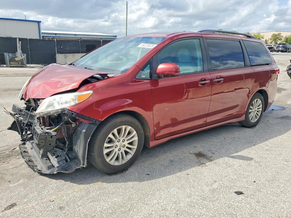 2019 TOYOTA SIENNA - Търг №69223676
