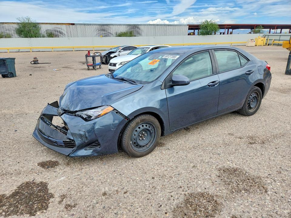 TOYOTA COROLLA 2019 с VIN 2T1BURHEXKC228131 - Снимка от търг