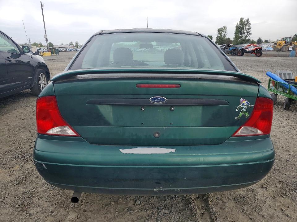 Photo 6 from auction – 2001 FORD FOCUS with VIN 1FAFP34361W197076
