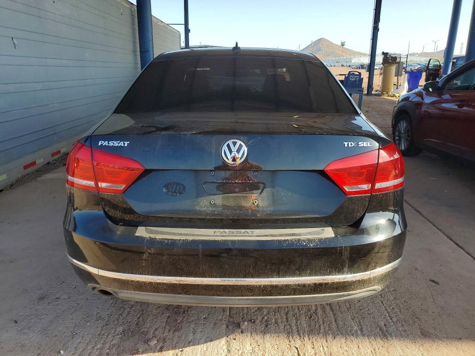 Photo 6 from auction – 2014 VOLKSWAGEN PASSAT with VIN 1VWCN7A36EC075630