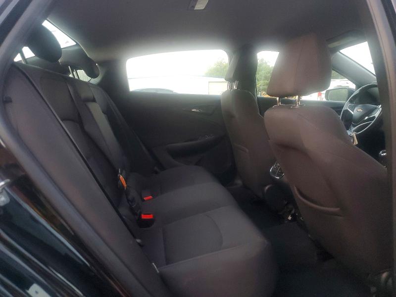 Photo 10 from auction – 2018 CHEVROLET MALIBU with VIN 1G1ZD5ST9JF282145