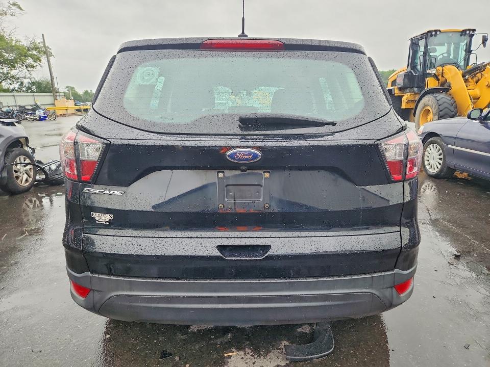Photo 6 from auction – 2017 FORD ESCAPE with VIN 1FMCU0F75HUE56680