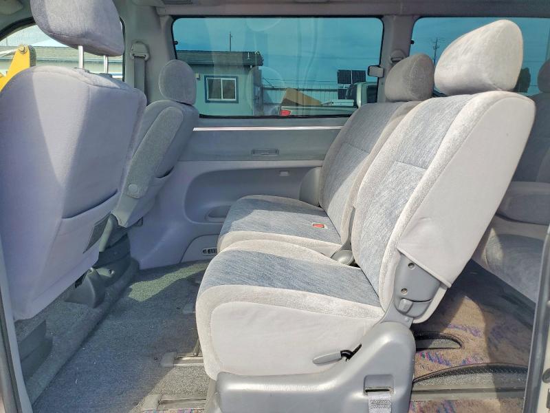 Photo 11 from auction – 1997 TOYOTA HIACE with VIN RCH470005818