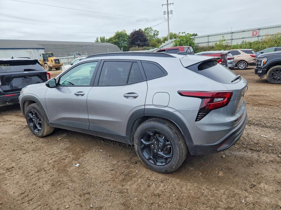 Снимка 2 от търг – 2026 CHEVROLET TRAX с VIN KL77LHEP5TC143150