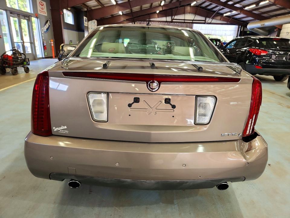 صورة رقم 6 من المزاد - 2006 CADILLAC STS مع VIN 1G6DW677460147407