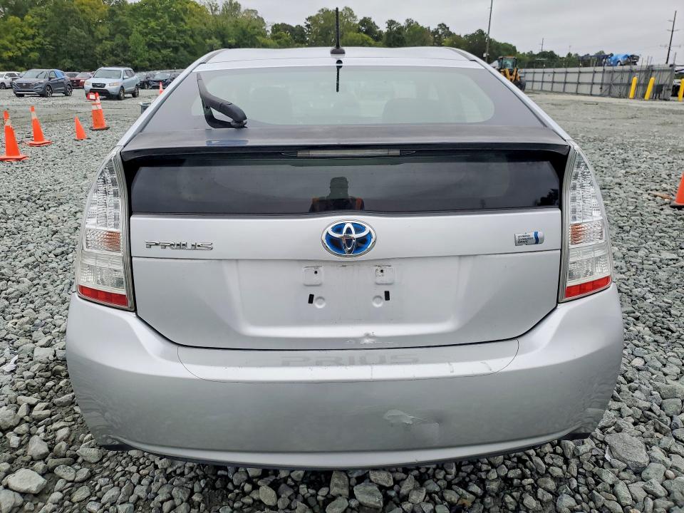 Photo 6 from auction – 2011 TOYOTA PRIUS with VIN JTDKN3DU0B5355376