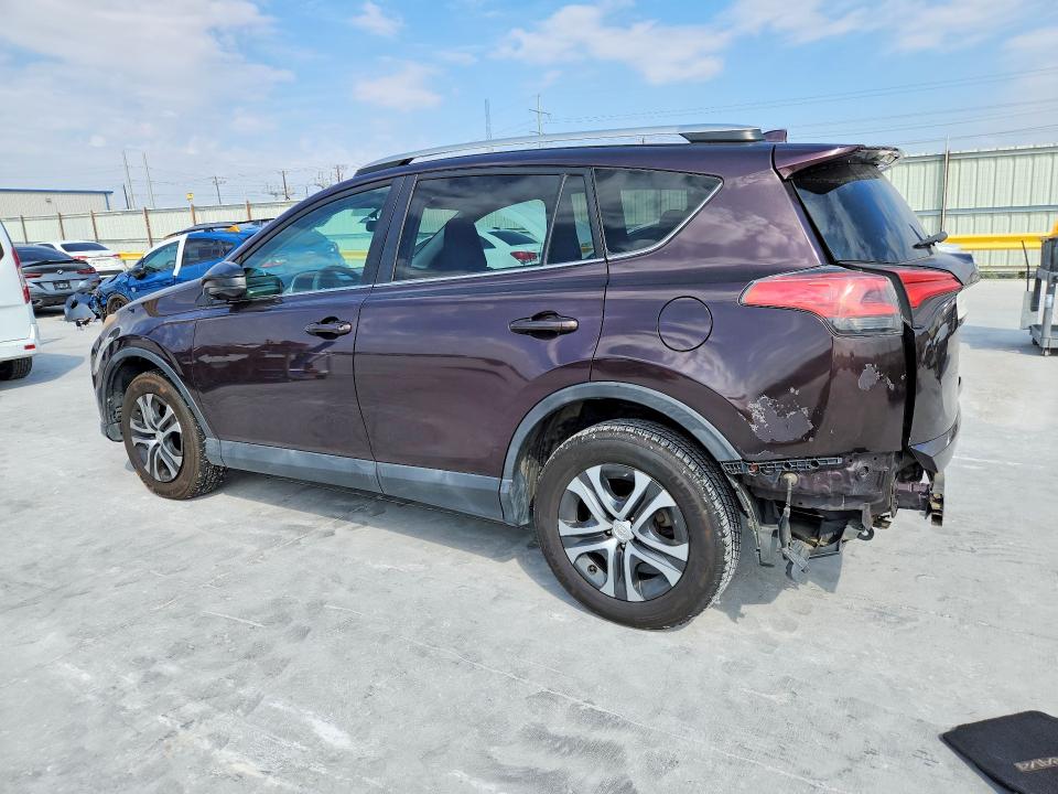 Снимка 2 от търг – 2016 TOYOTA RAV4 с VIN 2T3BFREV2GW417125