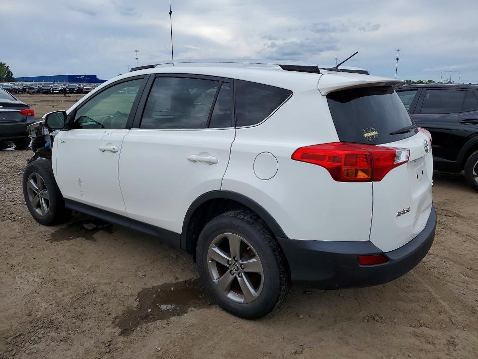 Снимка 2 от търг – 2015 TOYOTA RAV4 с VIN JTMWFREV3FD071955