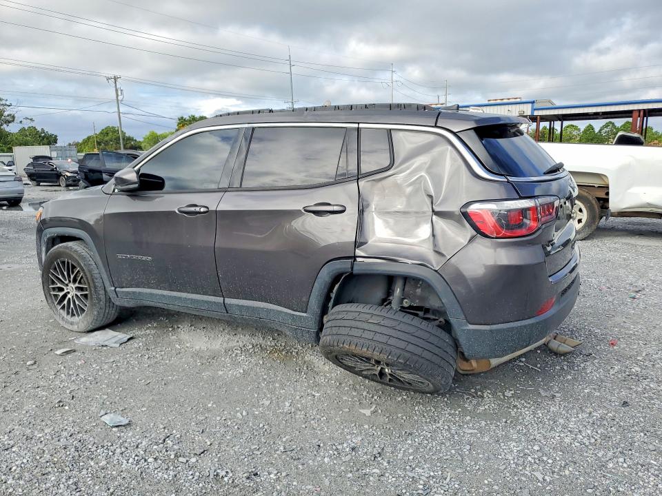 Zdjęcie 2 z aukcji – 2019 JEEP COMPASS z VIN 3C4NJCCB1KT802239
