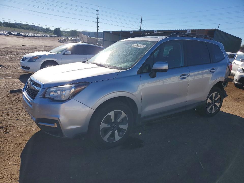 SUBARU FORESTER 2018 z numerem VIN JF2SJAEC8JG585192 - Zdjęcie z aukcji