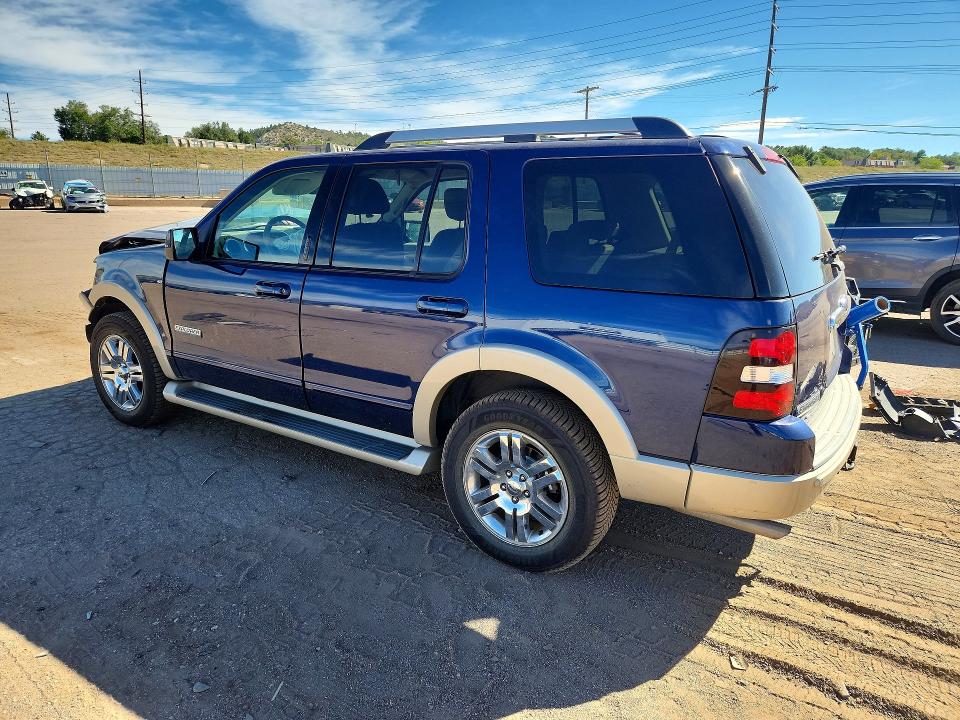 Photo 2 from auction – 2006 FORD EXPLORER with VIN 1FMEU748X6UB65084
