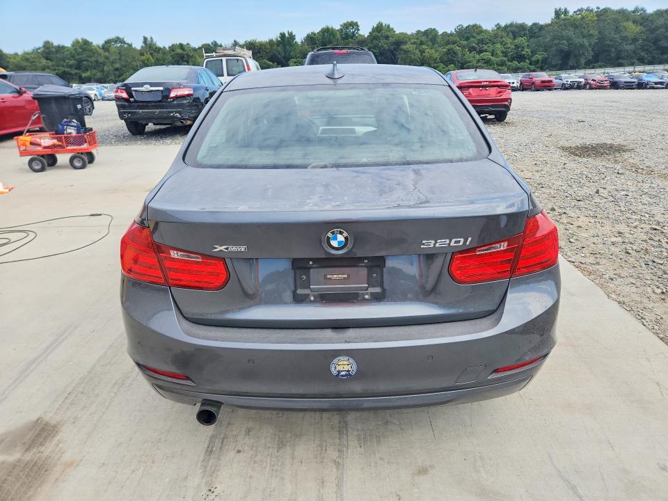Снимка 6 от търг – 2015 BMW 320 с VIN WBA3C3C55FP664739
