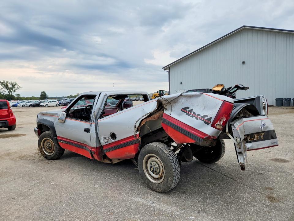Снимка 2 от търг – 1990 CHEVROLET GMT-400 с VIN 1GCDK14H8LE125885