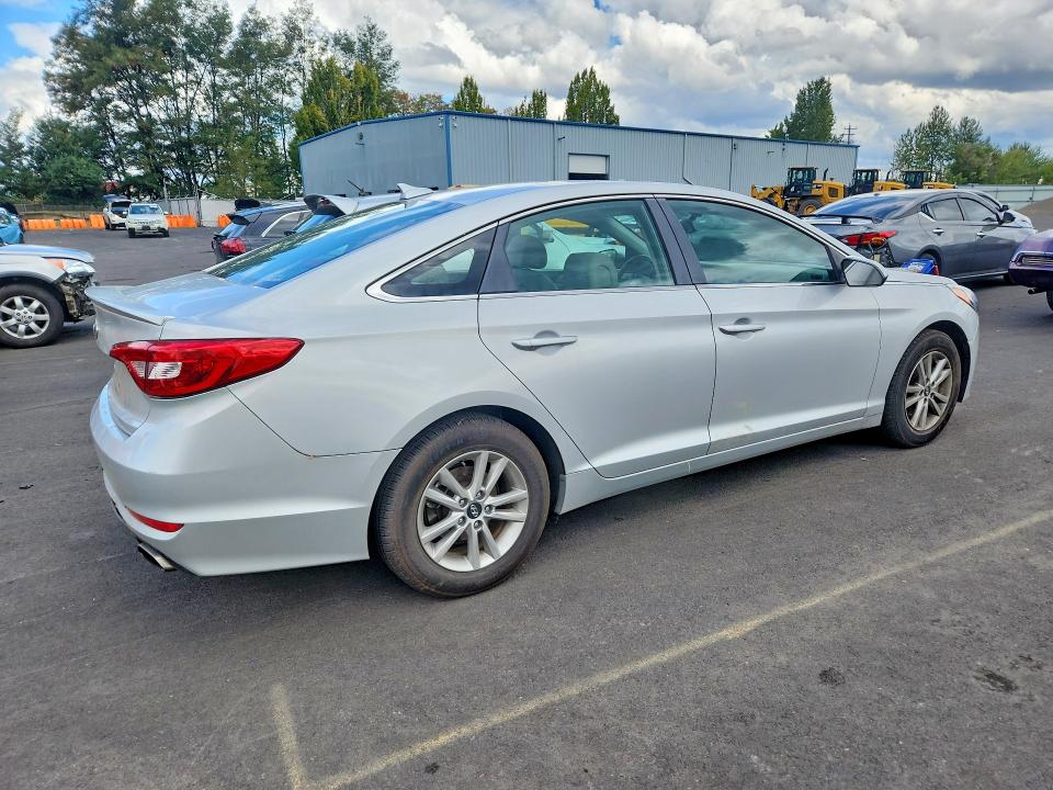 Снимка 3 от търг – 2016 HYUNDAI SONATA с VIN 5NPE24AF5GH268341