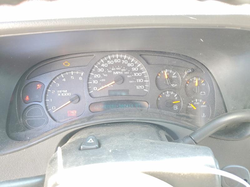 Photo 9 from auction – 2005 CHEVROLET SILVERADO with VIN 1GCEK19B75E226198