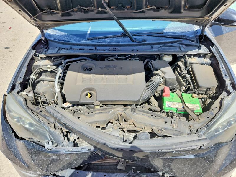 Снимка 11 от търг – 2018 TOYOTA COROLLA с VIN 5YFBURHE0JP804761