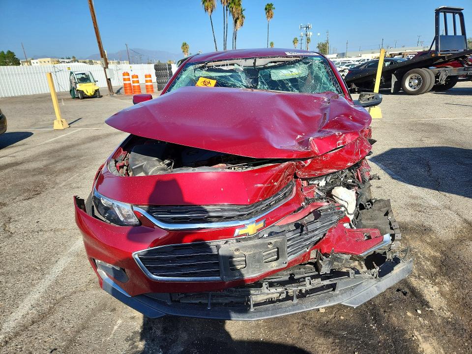 Photo 5 from auction – 2018 CHEVROLET MALIBU with VIN 1G1ZD5ST7JF200493