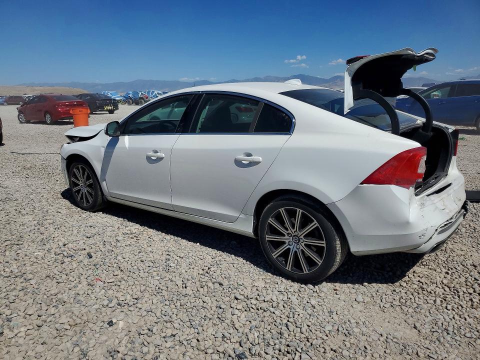 Foto 2 de la subasta – 2017 VOLVO S60 con VIN LYV402TK9HB129878