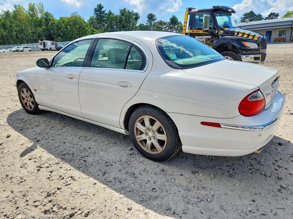 صورة رقم 2 من المزاد - 2004 JAGUAR S-TYPE مع VIN SAJEA01TX4FM95484