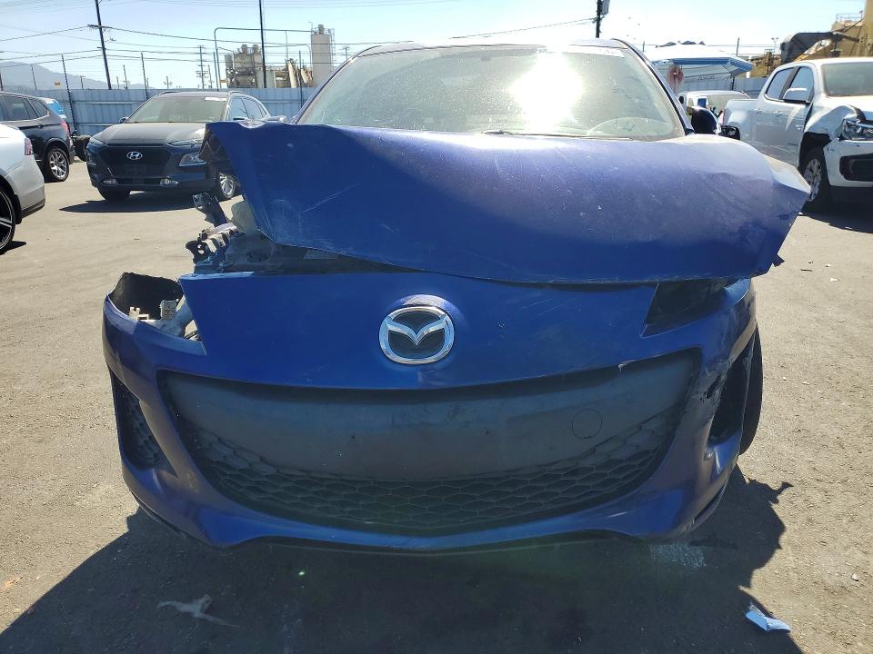 Photo 5 from auction – 2013 MAZDA 3 with VIN JM1BL1VP8D1735885