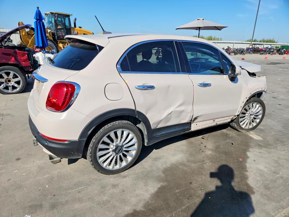 Zdjęcie 3 z aukcji – 2016 FIAT 500X z VIN ZFBCFXDT2GP338979