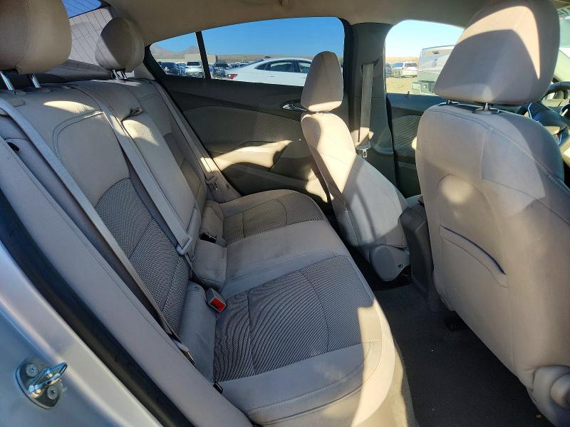 Photo 10 from auction – 2016 CHEVROLET CRUZE with VIN 1G1BE5SMXG7294248