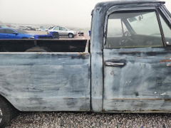 Photo 10 from auction – 1967 CHEVROLET T-SERIES with VIN CE147B10973000000