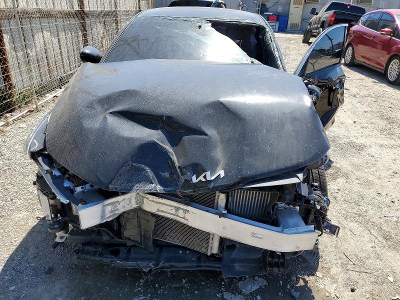 Photo 11 from auction – 2022 KIA K5 with VIN 5XXG64J2XNG132483