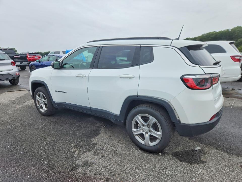 Photo 2 from auction – 2024 JEEP COMPASS with VIN 3C4NJDBN4RT606940
