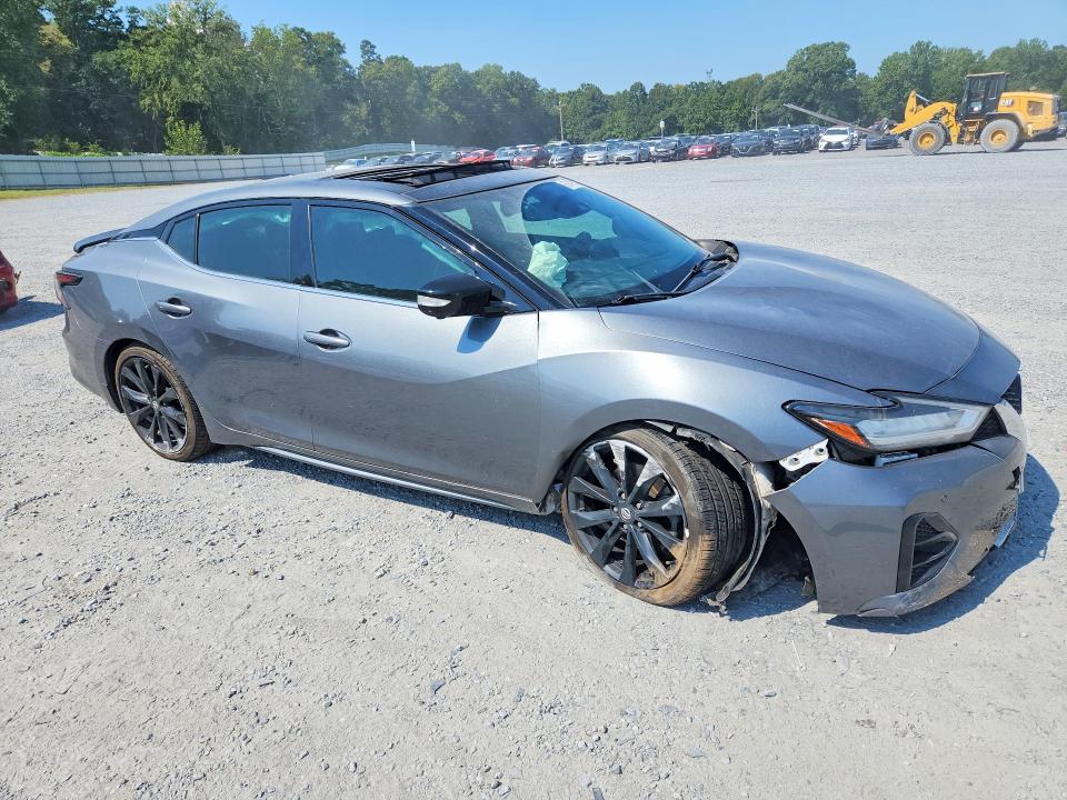 Снимка 4 от търг – 2019 NISSAN MAXIMA с VIN 1N4AA6AV9KC382583