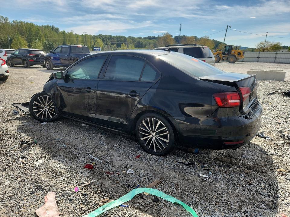 Снимка 2 от търг – 2016 VOLKSWAGEN JETTA с VIN 3VWD17AJ2GM258412