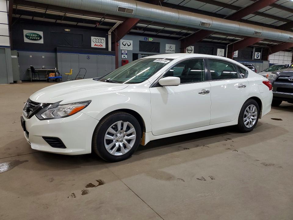 NISSAN ALTIMA 2017 with VIN 1N4AL3AP6HC485477 - Photo from auction