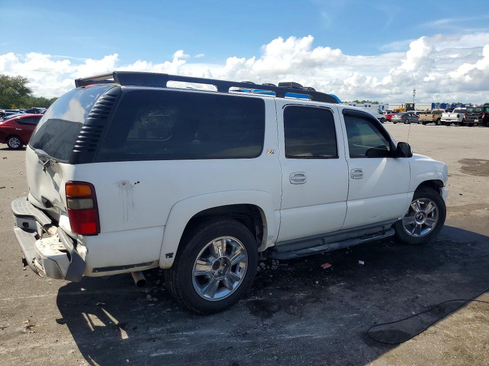 Photo 3 from auction – 2002 CHEVROLET SUBURBAN with VIN 3GNFK16Z42G329547