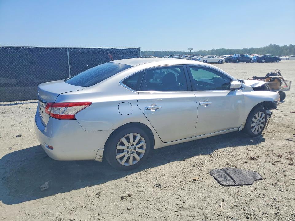 Снимка 3 от търг – 2015 NISSAN SENTRA с VIN 3N1AB7AP7FY225200