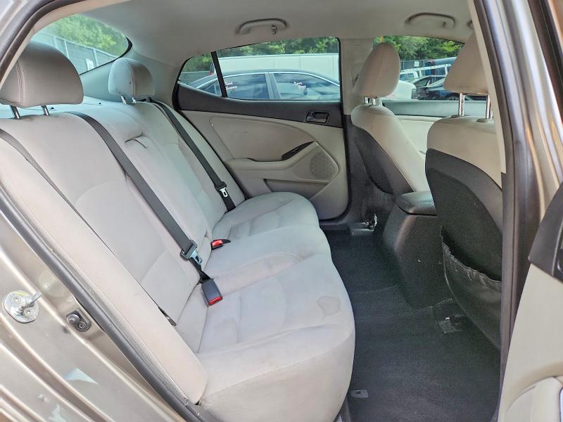 Photo 10 from auction – 2015 KIA OPTIMA with VIN 5XXGM4A70FG410570