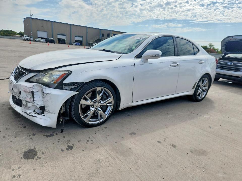 LEXUS IS 2009 with VIN JTHBE262492016720 - Photo from auction