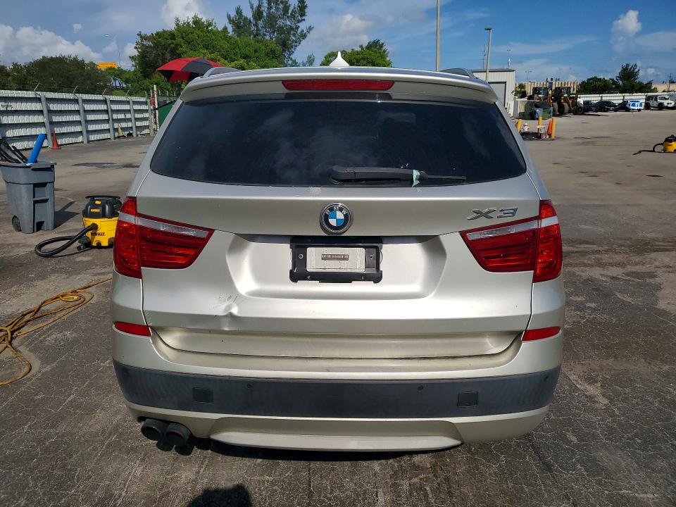 Zdjęcie 6 z aukcji – 2011 BMW X3 z VIN 5UXWX7C56BLL15102