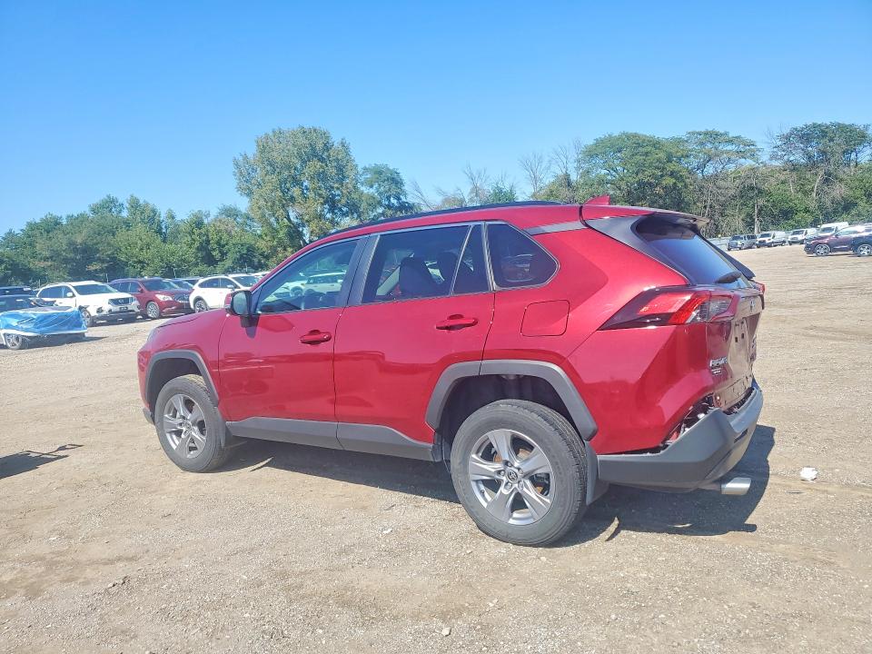 Photo 2 from auction – 2022 TOYOTA RAV4 with VIN 2T3P1RFV6NW254544