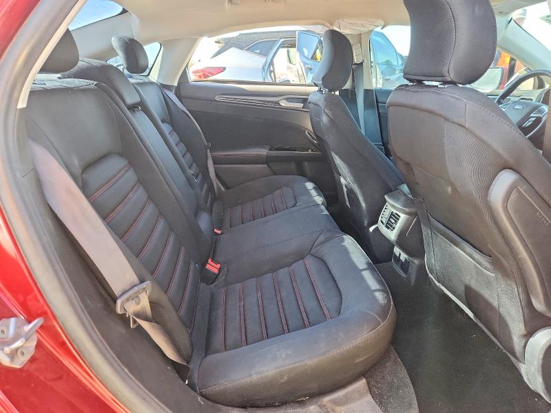 Photo 10 from auction – 2016 FORD FUSION with VIN 3FA6P0LU0GR289921