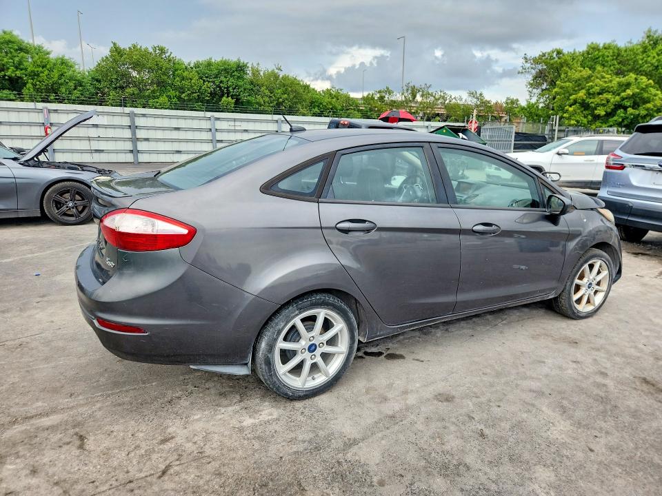 Photo 3 from auction – 2019 FORD FIESTA with VIN 3FADP4BJ2KM136713