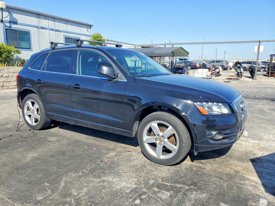 Foto 4 de la subasta – 2011 AUDI Q5 con VIN WA1LFAFP9BA032619