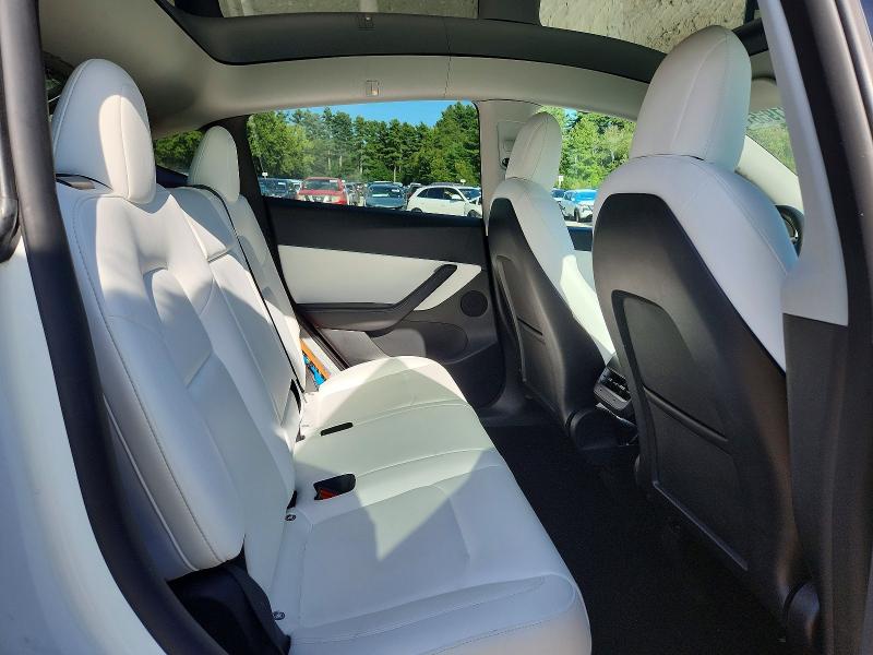 Photo 10 from auction – 2022 TESLA MODEL Y with VIN 7SAYGDEF5NF455828