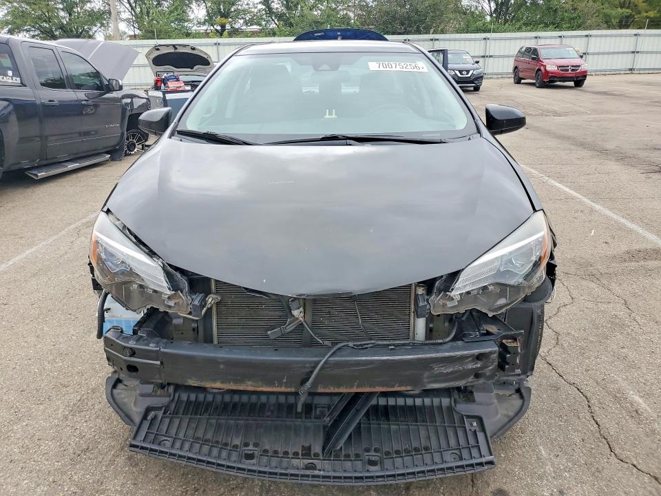 Photo 5 from auction – 2018 TOYOTA COROLLA with VIN 2T1BURHE0JC090498
