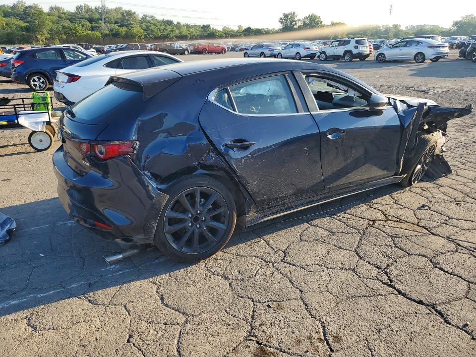Photo 3 from auction – 2024 MAZDA 3 with VIN JM1BPAKM3R1712939