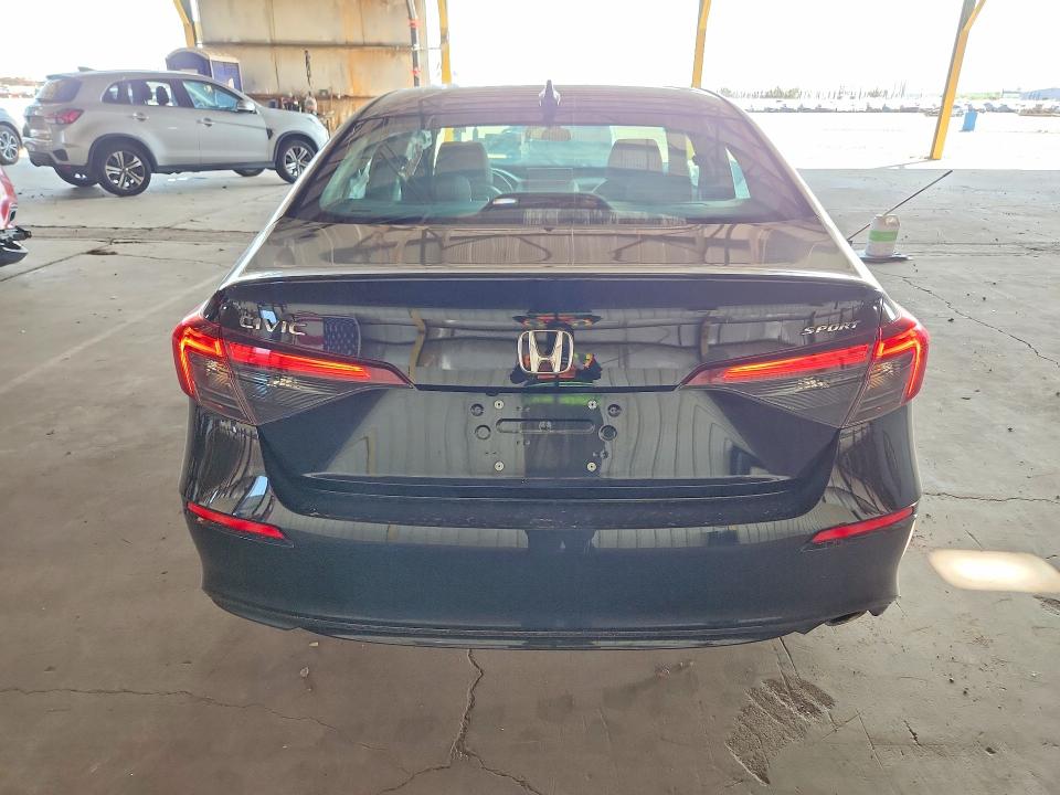 Снимка 6 от търг – 2025 HONDA CIVIC SPOR с VIN 2HGFE2F56SH600919