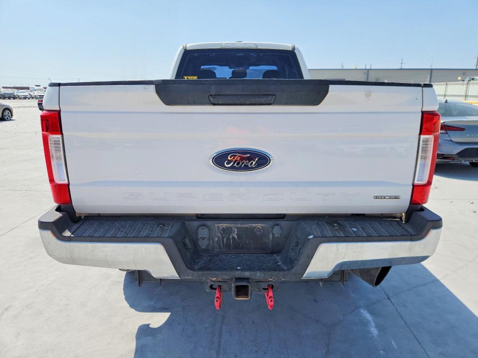 Photo 6 from auction – 2017 FORD F250 with VIN 1FT7X2B67HEC60272