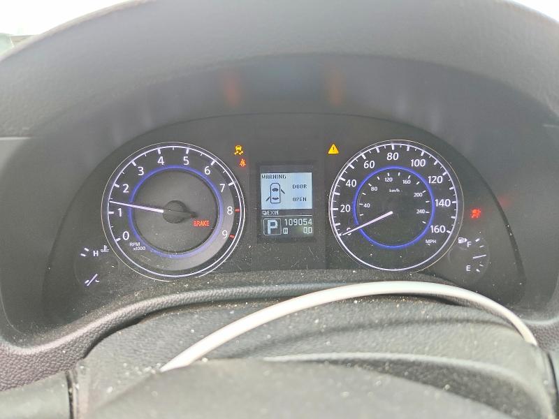 Photo 9 from auction – 2015 INFINITI Q40 with VIN JN1CV6AR7FM650138
