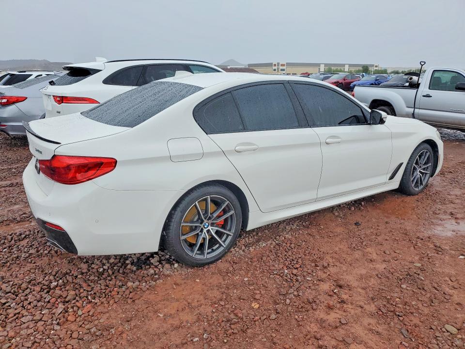 صورة رقم 3 من المزاد - 2019 BMW 540 مع VIN WBAJE5C55KWW19555