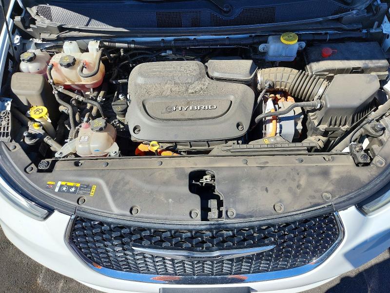Photo 12 from auction – 2023 CHRYSLER PACIFICA with VIN 2C4RC1S72PR626826