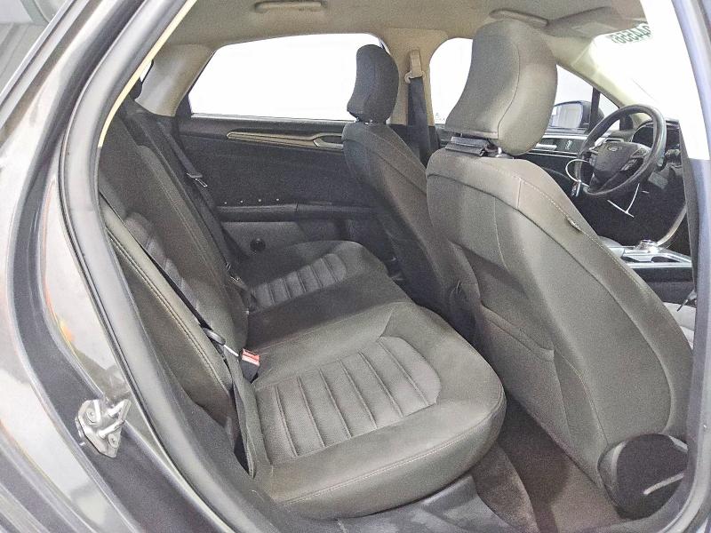 Foto 10 de la subasta – 2017 FORD FUSION con VIN 3FA6P0LU7HR358606